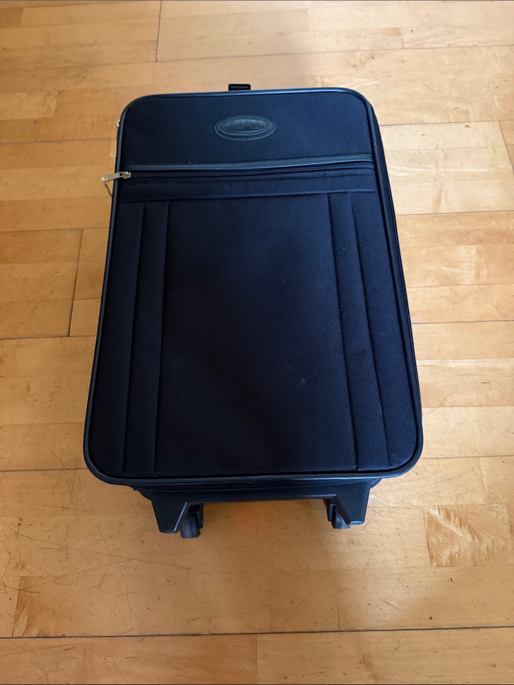 Black Carry-On Rolling Garment Bag -very clean